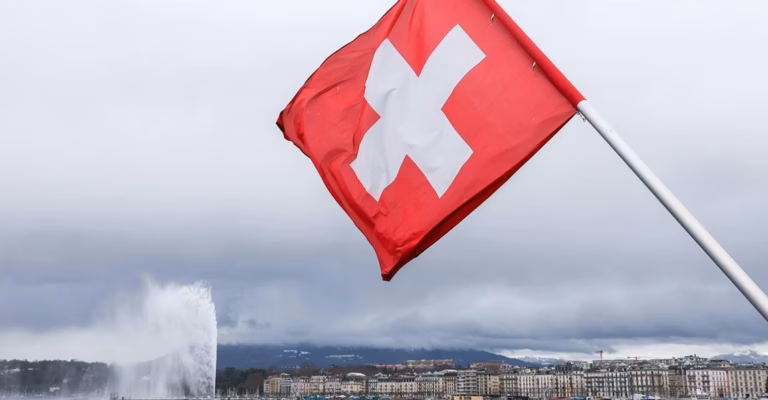Amendes et bonus gelés : Les grandes banques suisses sous la loupe après un scandale majeur
