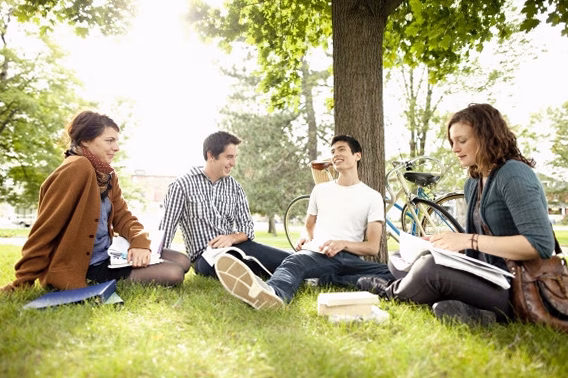 Prêt étudiant : les cinq écueils à connaître avant de s&rsquo;engager
